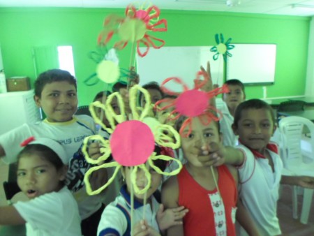 Lindas flores realizadas en el salon de manualidades